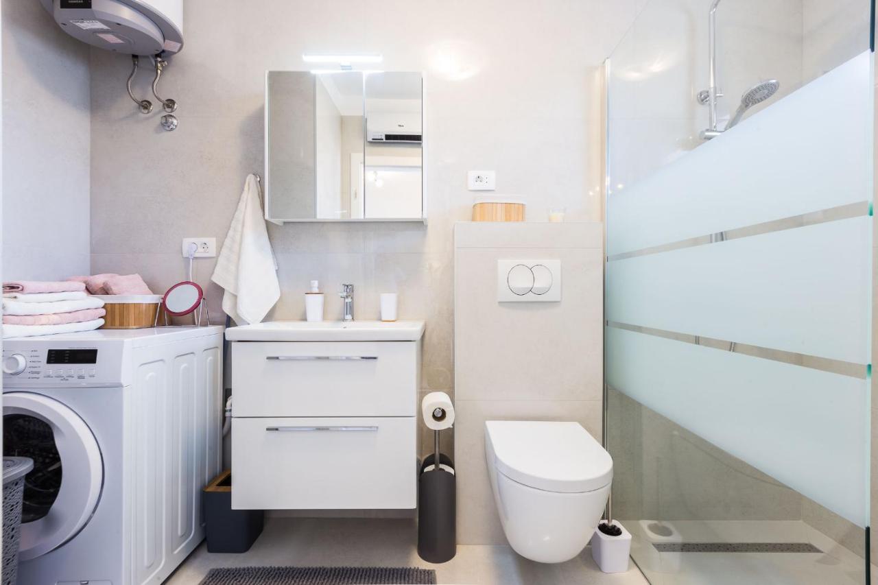 Petra Modern Apartment With Free Parking And Bbq Zadar Exterior foto